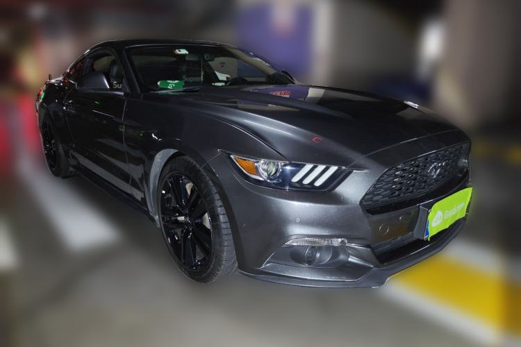 Used Ford Mustang 2017 2.3T Performance Edition Front Right 45 Deg