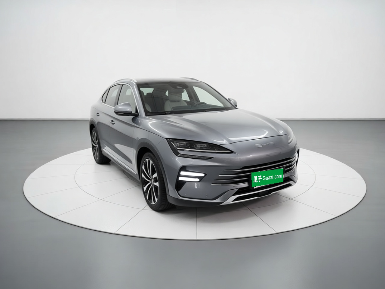 BYD Song PLUS New Energy 2024 HONOR Edition DM-i 110km Flagship PLUS — снимка 3
