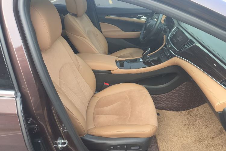 Used Buick LaCrosse 2016 28T Luxury Version
