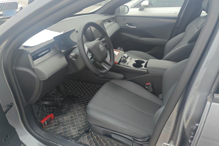 Used BYD Qin PLUS 2025 DM-i Smart Drive 55KM Leading Model Left Front Seat