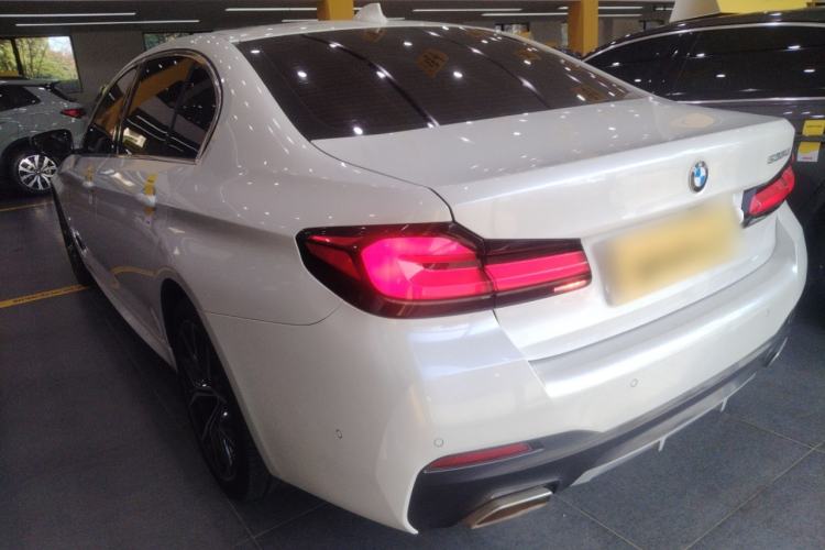 Used BMW 5 Series 2022 Restyled 530Li Luxury Edition M Sport Package
