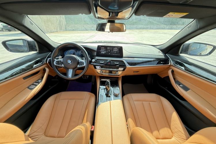 Used BMW 5 Series 2018 Restyled 530Li Leading Edition M Sport Package
