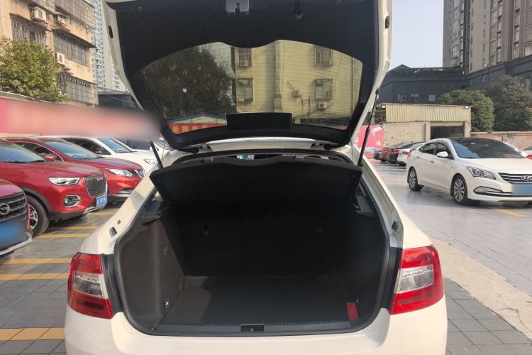 Used Skoda Octavia 2017 Classic Model 1.6L Automatic Standard Edition