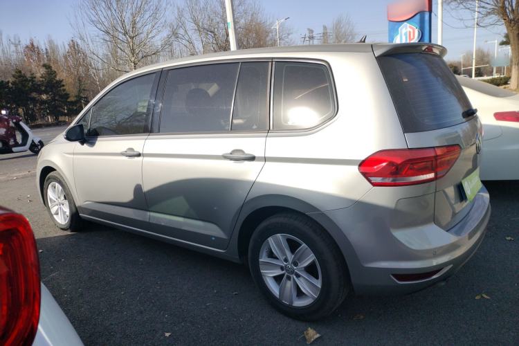 Used Volkswagen Touran 2018 Volkswagen Touran L 280TSI DSG Style Edition 7 Seats China VI Standard