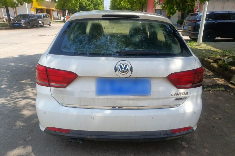 Used Volkswagen Gran Lavida 2014 1.4TSI Automatic 30th Anniversary Edition
