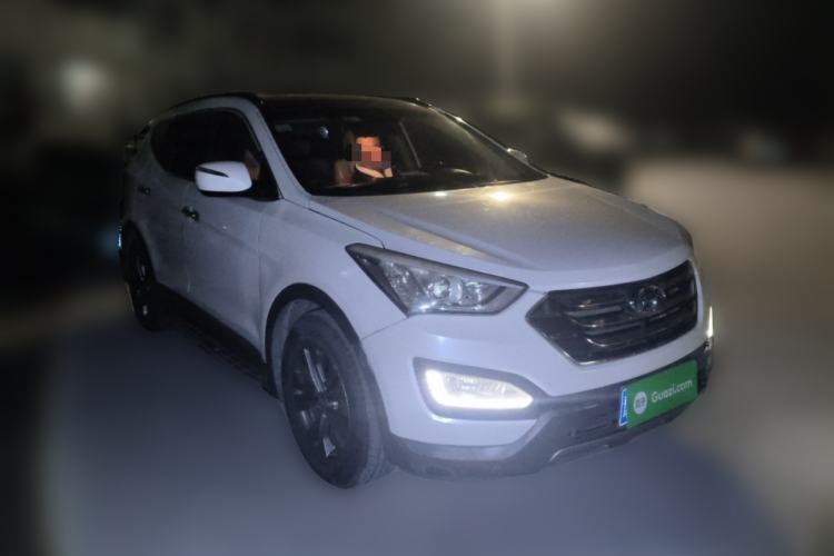 Used Hyundai Santa Fe 2013 2.4L Automatic Two-Wheel Drive Smart Version