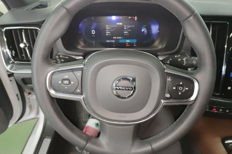 Used Volvo S60 New Energy 2023 T8 All-Wheel Drive Long-Range Zhiyi Luxury Edition Steering Wheel