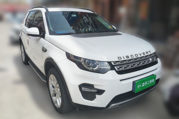 Used Land Rover Discovery Sport 2019 240 PS HSE Version China V Standard Front Right 45 Deg