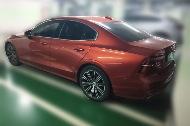 Used Volvo S60 2020 T4 Zhiyuan Luxury Edition
