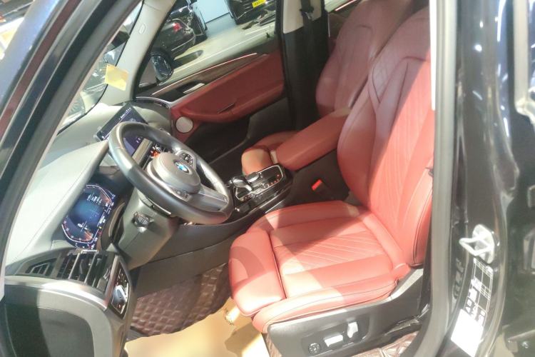 Used BMW X3 2022 Second Facelift xDrive30i Leading Edition M Night Sky Package
