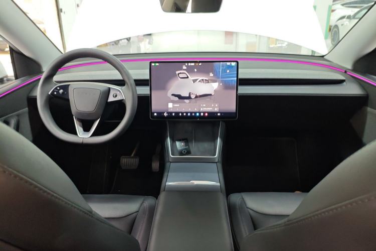 Used Tesla Model Y 2025 Rear-Wheel-Drive Version Center Console