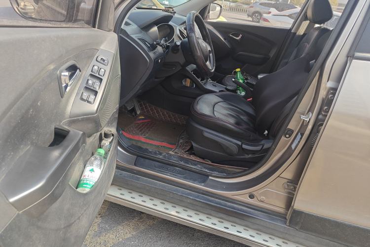 Used Hyundai ix35 2015 2.0L Automatic 2WD Comfort Edition China V Standard