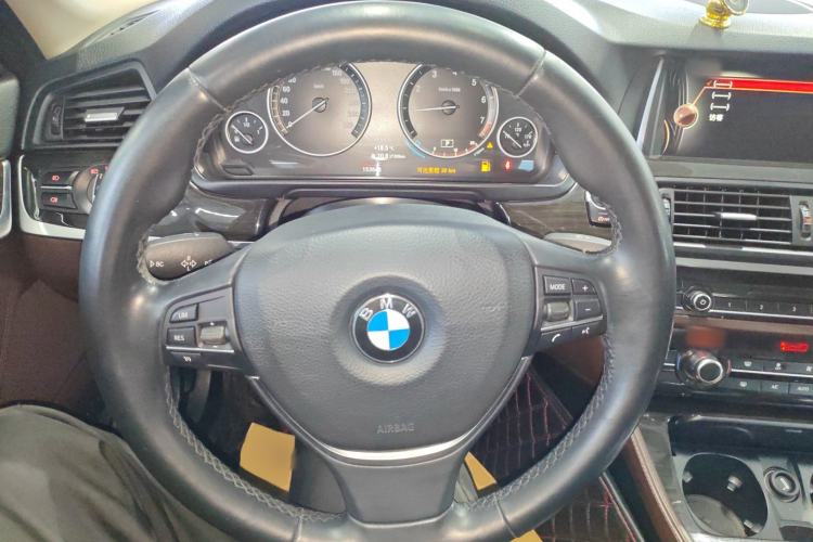 Used BMW 5 Series 2017 525Li Luxury Design Package
