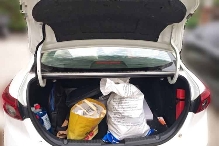 Used Mazda 3 Axela 2017 Sedan 1.5L Automatic Luxury Model Emission Standard China V Trunk