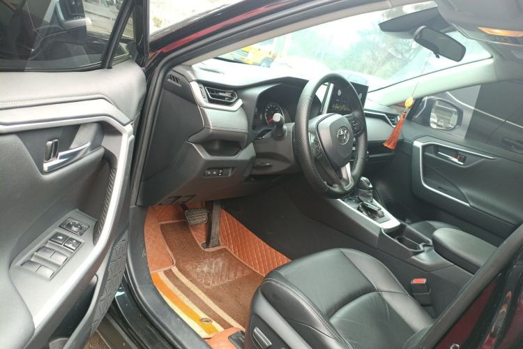 Used Toyota Wildlander 2021 2.0L CVT Two-Wheel Drive Luxury Edition