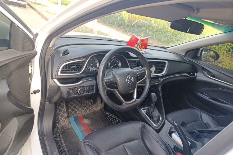 Used Buick GT 2021 Revised Version Flagship 1.5L Automatic Elite Edition Center Console