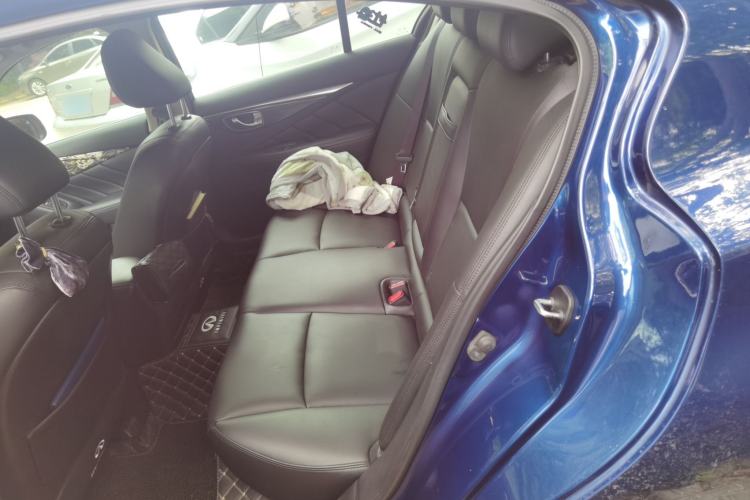 Used Infiniti Q50L 2018 2.0T Comfort Edition China VI Standard
