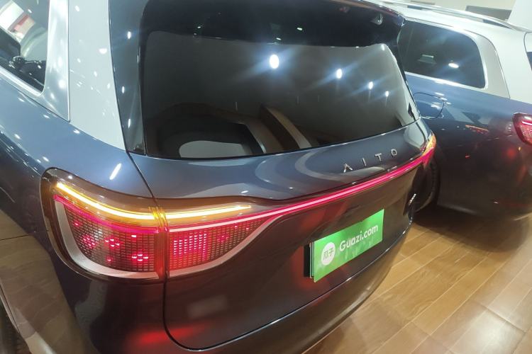 Used Hima AITO M9 2024 Range-Extended Ultra Version 42 kWh 6-Seater Model
