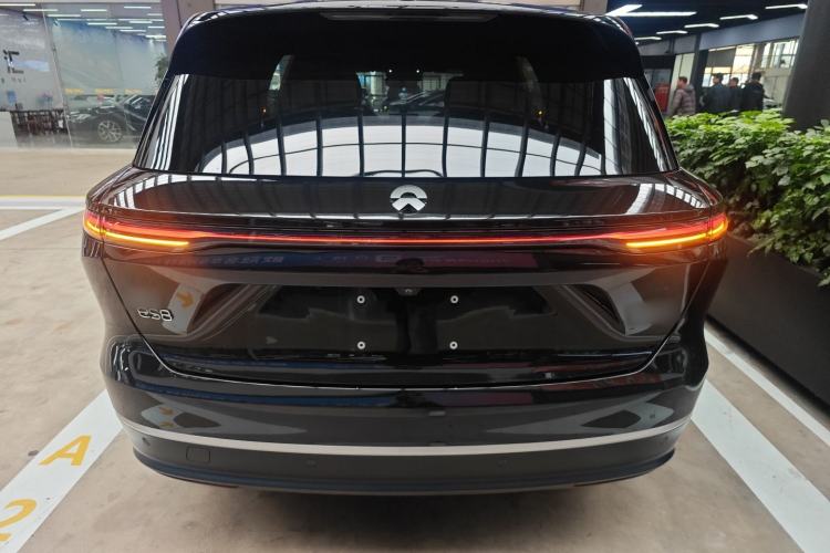 Used Nio ES8 2023 75 kWh Executive Edition Rear
