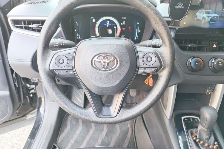 Used Toyota Corolla Cross 2024 2.0L Pioneer Edition