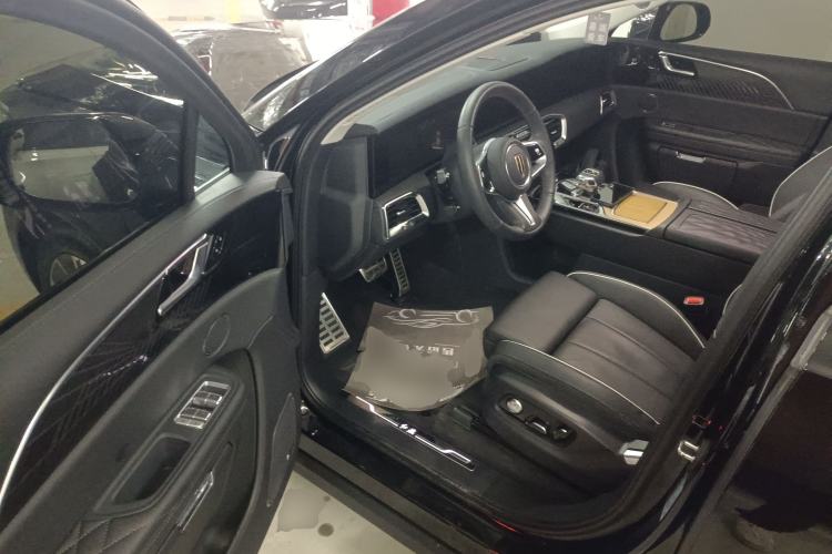 Used Hongqi E-HS9 2022 660 km Range Flagway Edition Six Seats Driver Seat