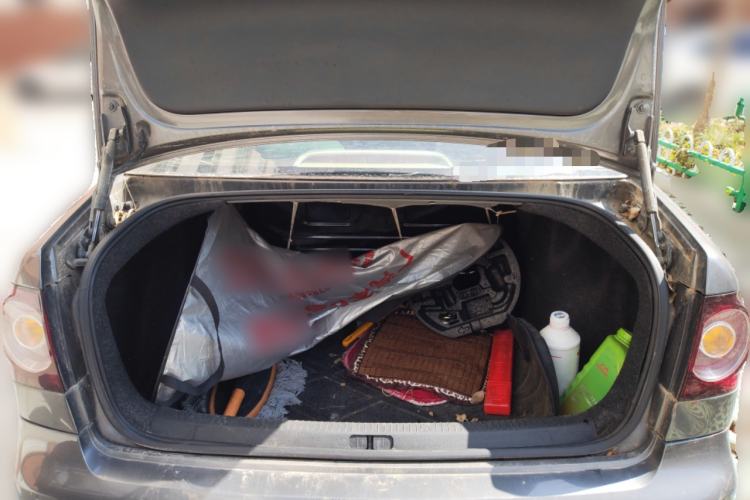 Used Volkswagen Polo 2011 Jingqu 1.4L Manual Sile Edition Trunk