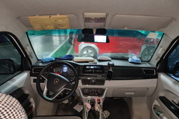 Used Jinbei New Hiace S 2019 1.5L Van Business Edition China VI SWC15M Center Console