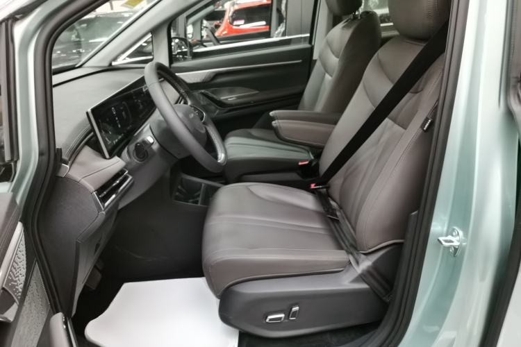 Used SAIC MAXUS Dajia 7 2024 Revised Version Super Hybrid Long-Range Edition Enjoyment Version
