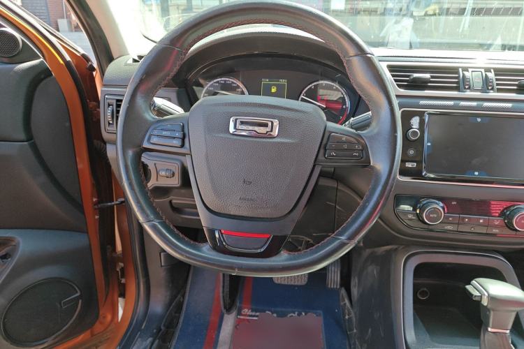 Used Qoros 5 2017 1.6T Automatic Prestige Model Steering Wheel