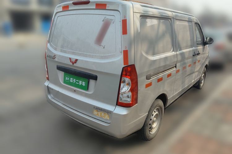 Used Wuling Rongguang S 2023 1.5L Basic Enclosed-Window Vehicle 2 Seats