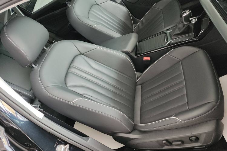 Used Volkswagen Passat 2023 Revised 330TSI Starry Elite Edition