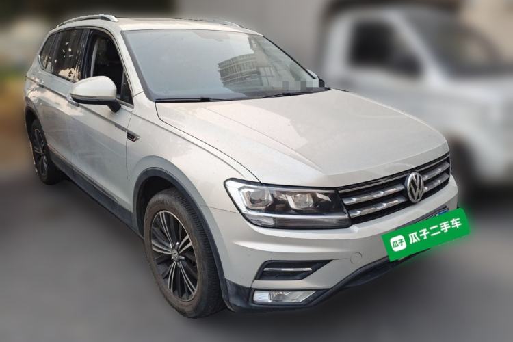 Used Volkswagen Tiguan L 2019 Revised Version 280TSI Automatic Two-Wheel Drive Panoramic Comfort Edition China VI Standard