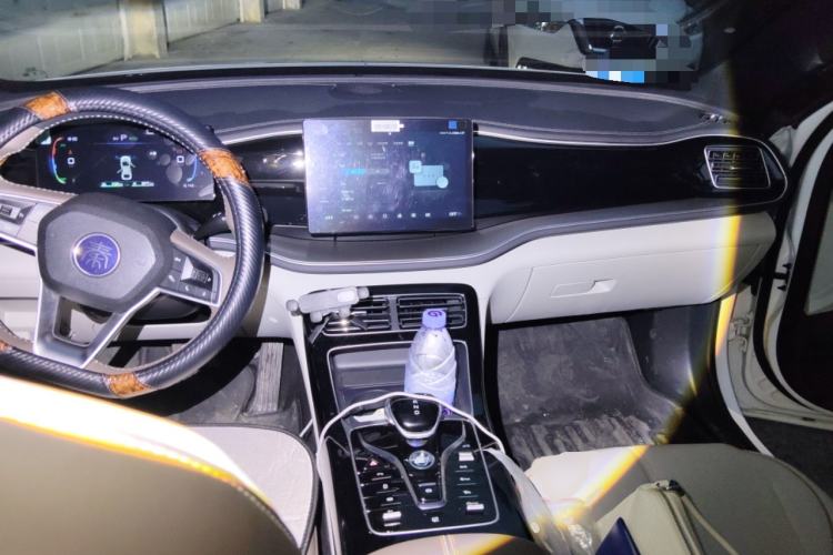 Used BYD Qin PLUS 2023 Champion Edition DM-i 120KM Leading Model
