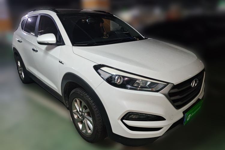 Used Hyundai Tucson 2018 1.6T Dual-Clutch Two-Wheel Drive 15th Anniversary Special Edition
