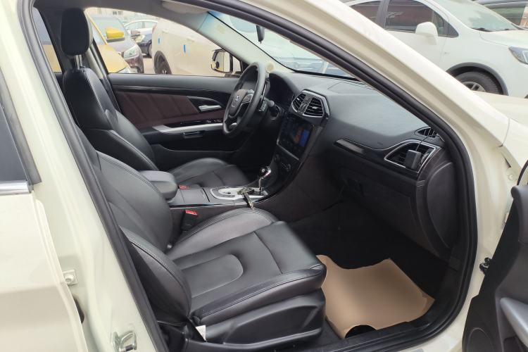 Used BAIC Senova D70 2018 Performance Version 1.8T Comfort Version
