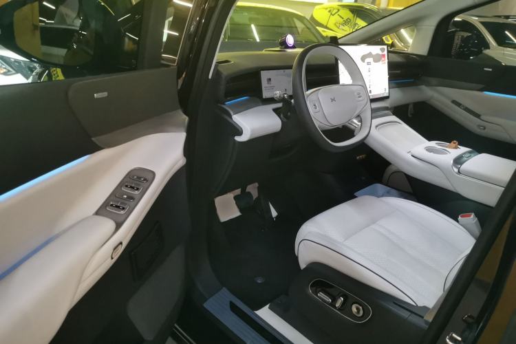 Used XPeng X9 2025 740 Ultra-Long Range Max