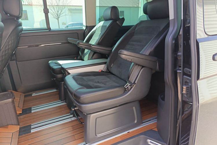 Used Volkswagen Multivan 2018 2.0 TSI 4x4 Prestige Edition 7-Seater Left Rear Seat