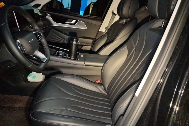 Used Chery Fengyun T9 2025 120 Long-Range Deluxe Version 5-Seater Lithium-Ion Battery