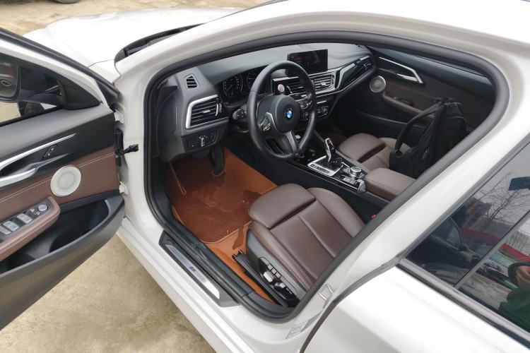 Used BMW 1 Series 2021 120i M Sport Night Edition Driver Seat