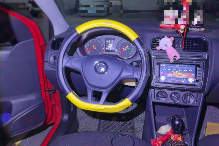 Used Volkswagen Polo 2016 1.4L Automatic Trendy Model Steering Wheel