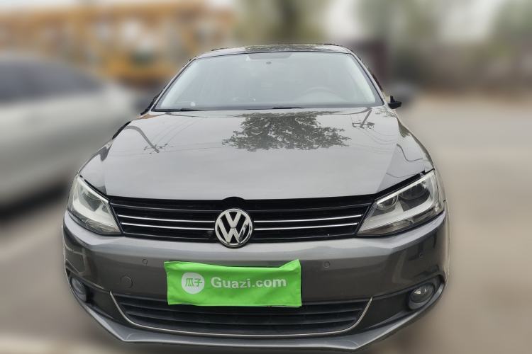 Used Volkswagen Sagitar 2012 1.4TSI Automatic Luxury Edition Front