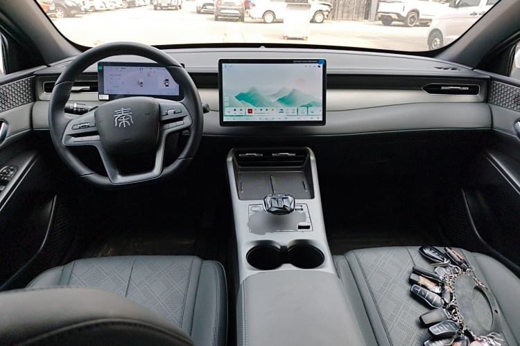 Used BYD Qin PLUS 2025 DM-i Smart Drive 120KM Superior Model
