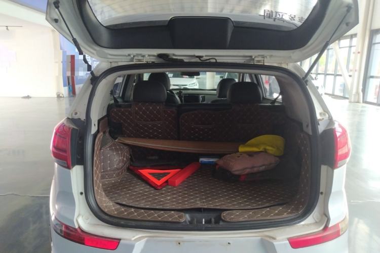 Used Kia Sportage R 2015 2.0L Automatic Two-Wheel Drive DLX Model
