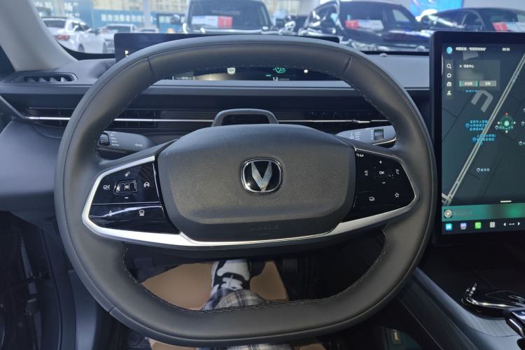 Used CHANGAN Eado DD 2023 Blue Whale NE 1.5T GDI DCT Flagship Model Steering Wheel