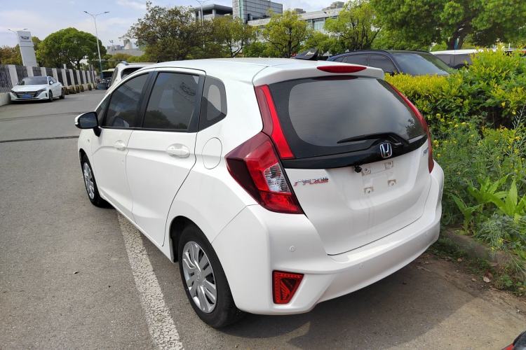 Used Honda Fit 2016 1.5L LX CVT Comfort Model Rear Left 45 Deg