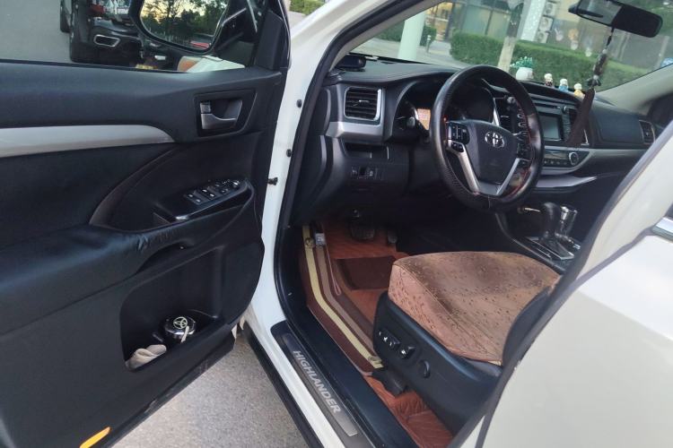 Used Toyota Highlander 2015 2.0T Four-Wheel Drive Luxury Edition 7-Seater
