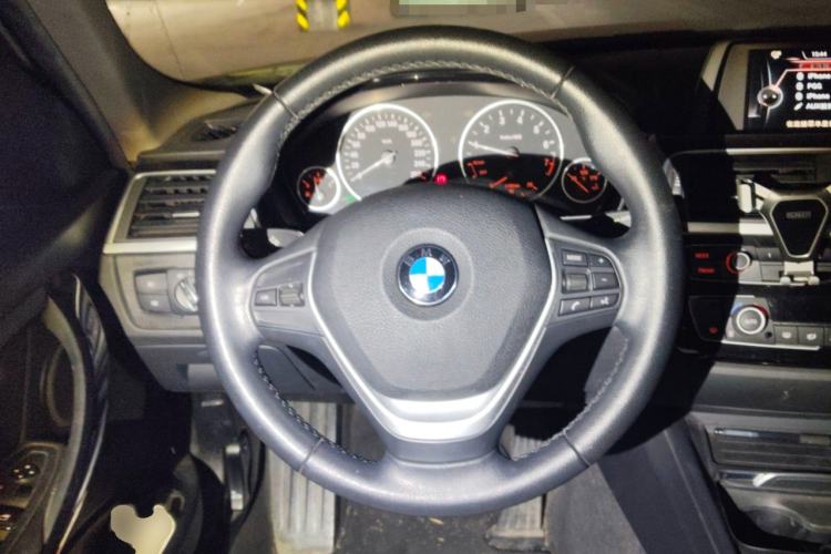 Used BMW 3 Series 2017 318Li Fashion Model
