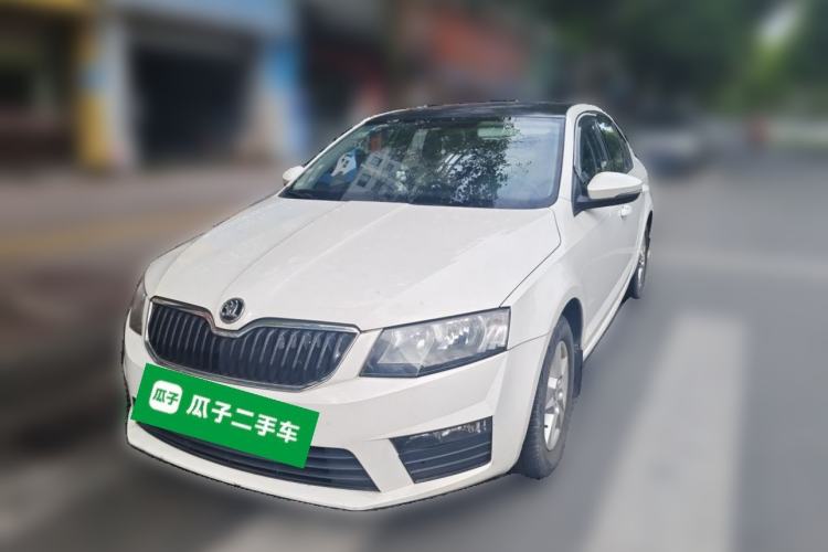 Used Skoda Octavia 2017 Classic Model 1.6L Automatic Standard Edition