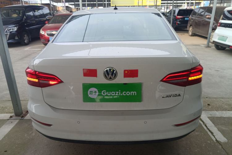 Used Volkswagen Lavida 2019 1.5L Automatic Fashion Edition China VI

