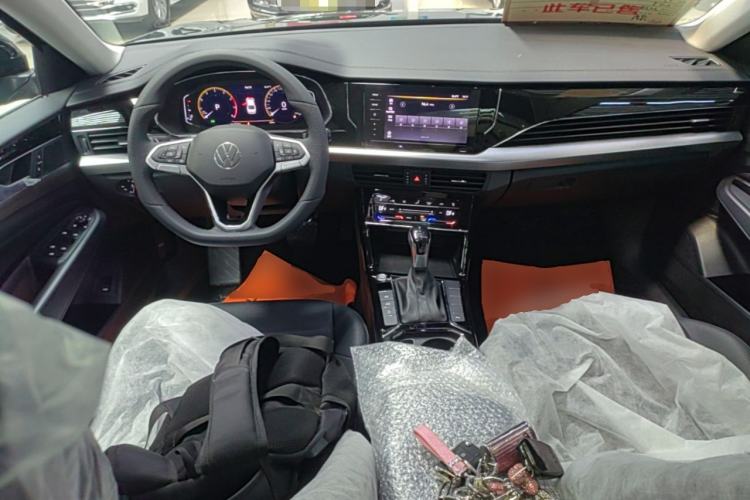Used Volkswagen Passat 2026 Model, Outstanding 380TSI Xingkong Longteng Edition
